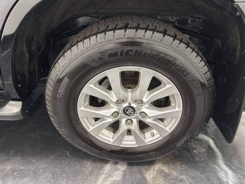 2016 Toyota Land Cruiser