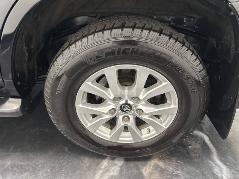 2016 Toyota Land Cruiser