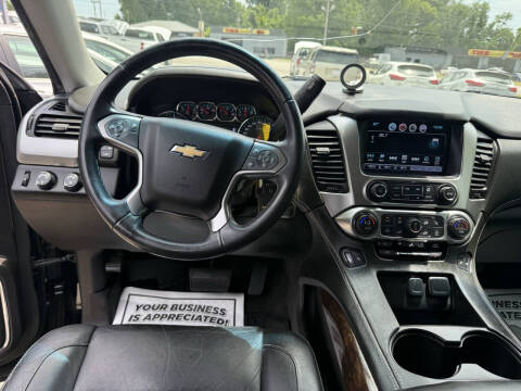2018 Chevrolet Suburban LT