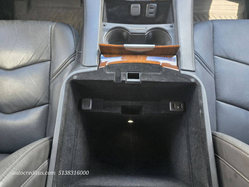 2017 Cadillac Escalade Luxury