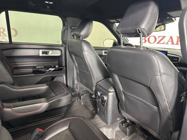 2022 Ford Explorer ST-Line