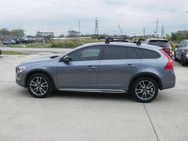 2018 Volvo V60 Cross Country T5 Premier