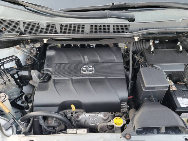 2015 Toyota Sienna XLE 8-Passenger