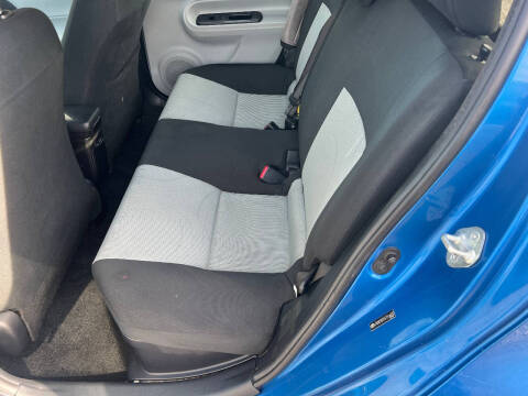 2012 Toyota Prius c Three