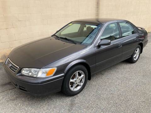 2000 Toyota Camry for sale at Bill's Auto Sales in Peabody MA