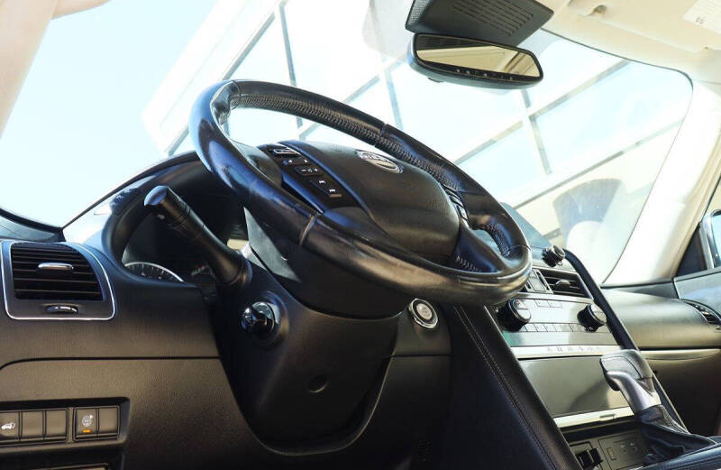 2021 Nissan Armada SV