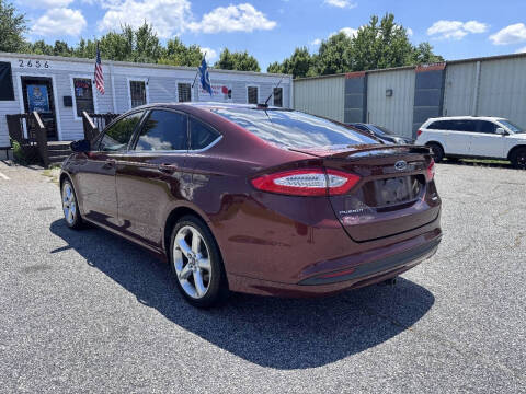 2016 Ford Fusion SE