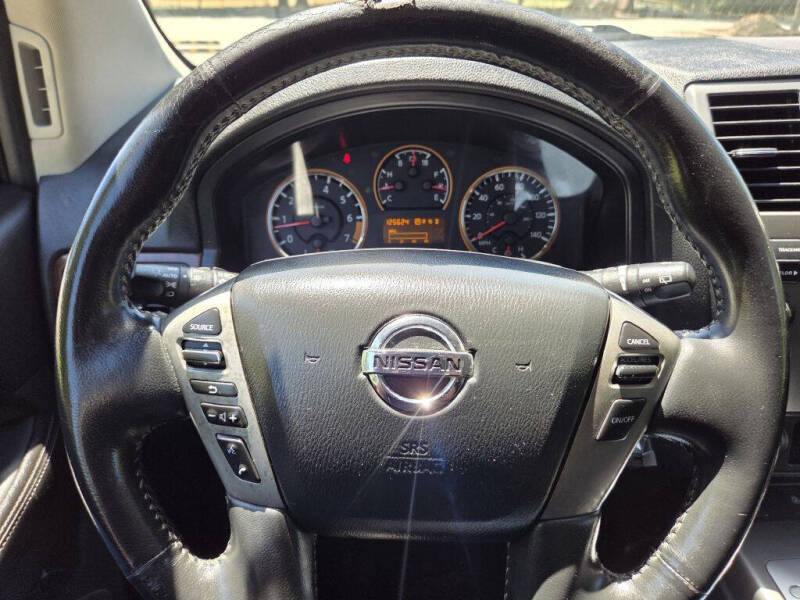 2013 Nissan Armada Platinum