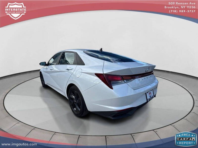 2022 Hyundai Elantra SEL