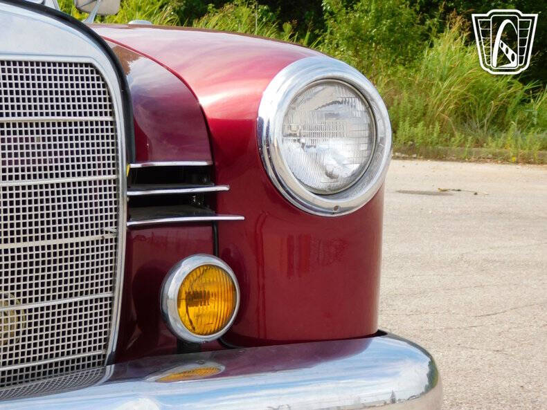 1962 Mercedes-Benz 190-Class