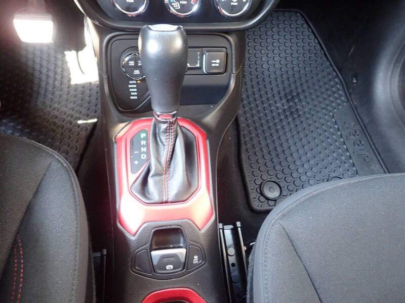 2016 Jeep Renegade Trailhawk