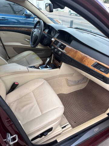 2010 BMW 5 Series 528i