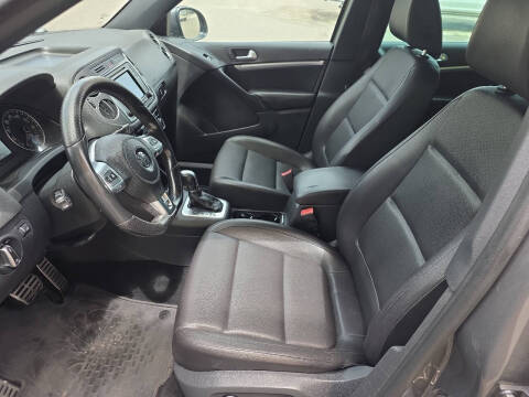 2016 Volkswagen Tiguan 2.0T R-Line
