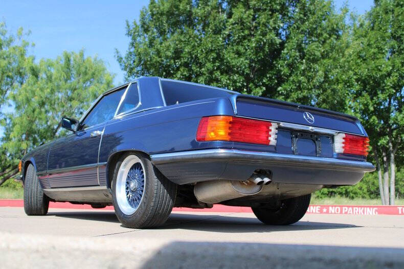 1985 Mercedes-Benz 500-Class