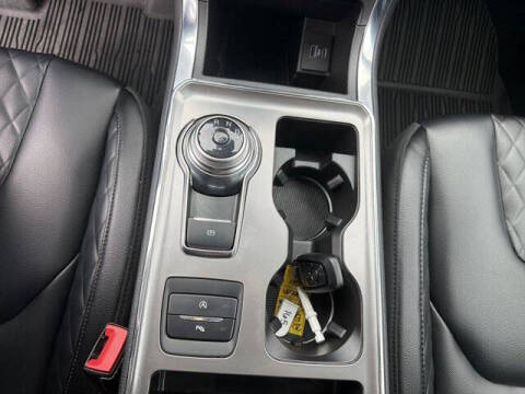 2023 Ford Edge Titanium