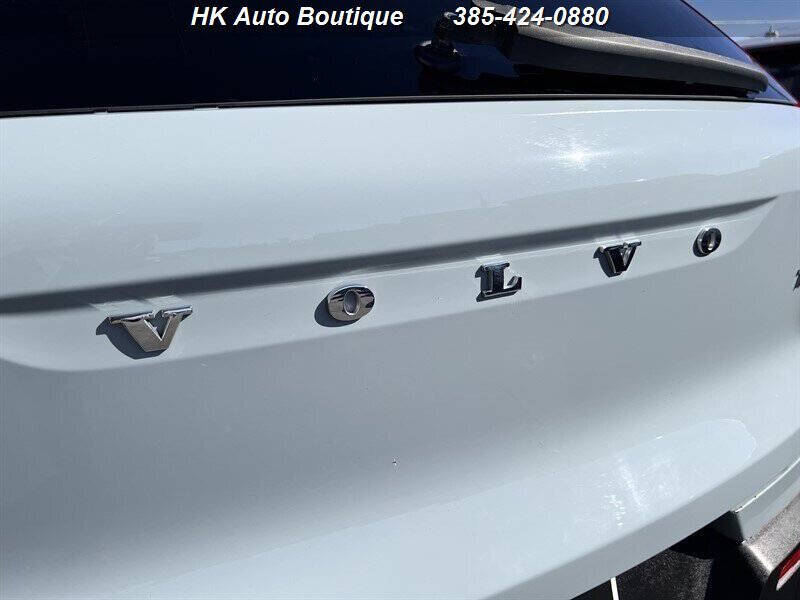 2019 Volvo XC40 T5 Momentum