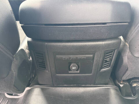 2015 RAM 1500 Sport