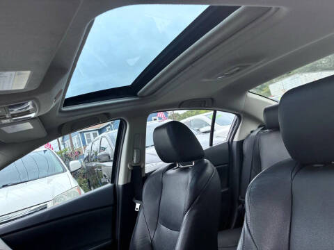 2012 Mazda MAZDA3 i Grand Touring
