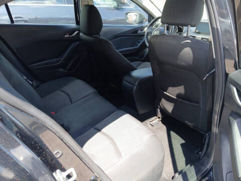 2016 Mazda MAZDA3 i Sport