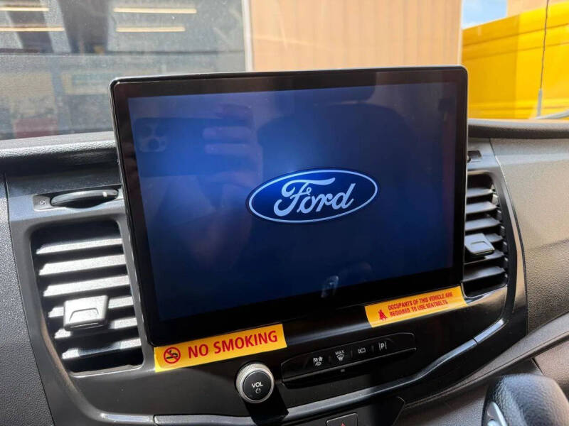 2022 Ford Transit 250