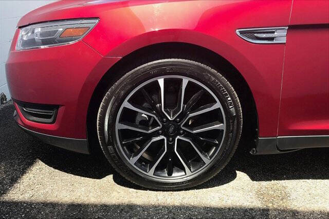 2018 Ford Taurus Limited
