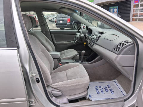 2003 Toyota Camry LE V6