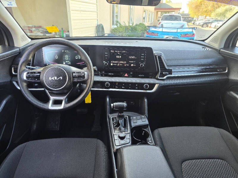 2024 Kia Sportage LX