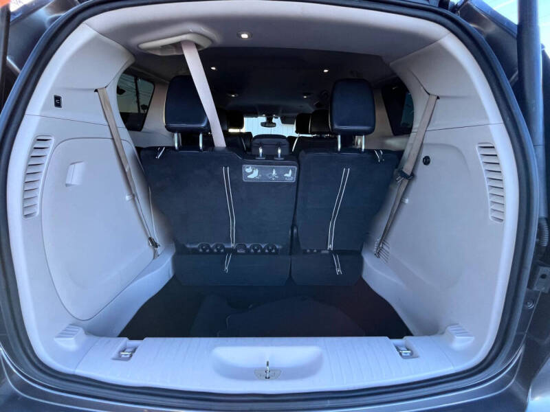 2017 Chrysler Pacifica