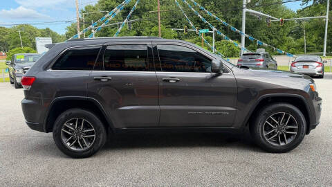 2019 Jeep Grand Cherokee Laredo