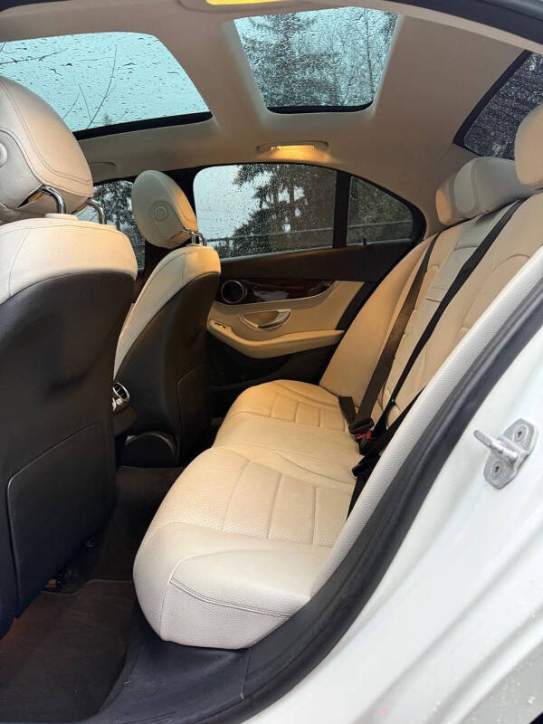 2015 Mercedes-Benz C-Class C 300