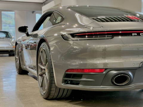2020 Porsche 911 Carrera S