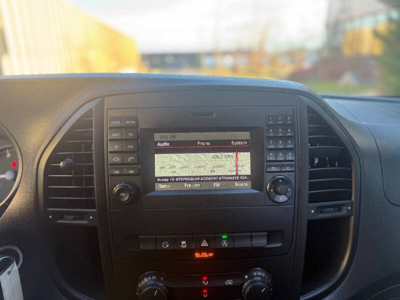 2016 Mercedes-Benz Metris