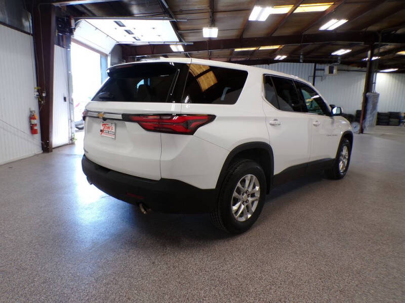 2023 Chevrolet Traverse LS