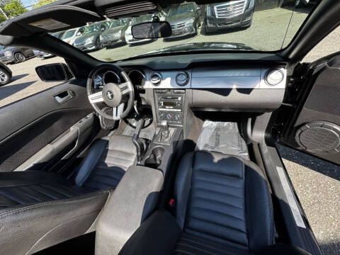 2005 Ford Mustang