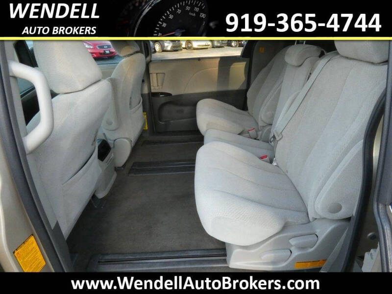 2012 Toyota Sienna