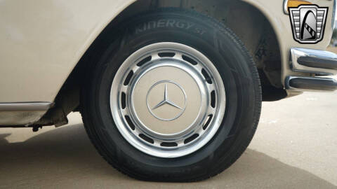 1971 Mercedes-Benz C-Class