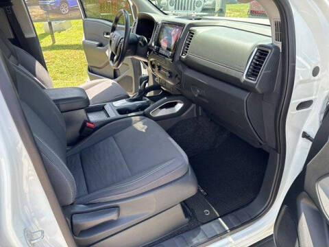 2022 Nissan Frontier SV