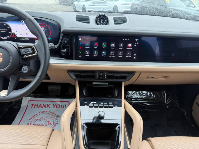 2025 Porsche Cayenne E-Hybrid