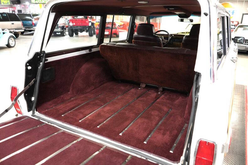 1989 Jeep Grand Wagoneer