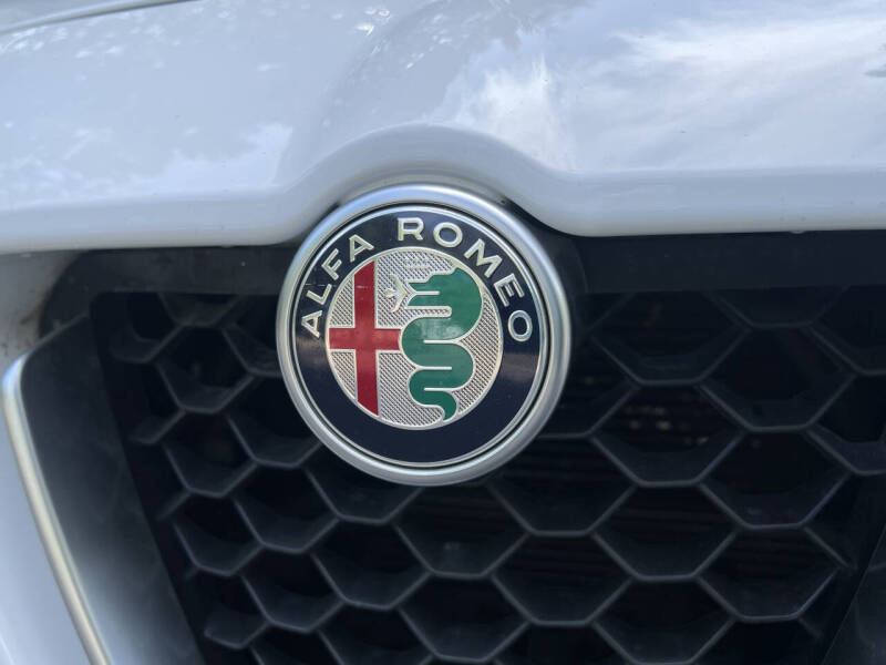 2018 Alfa Romeo Stelvio Ti
