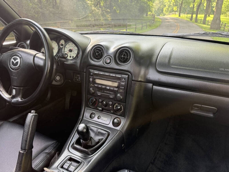 2001 Mazda MX-5 Miata