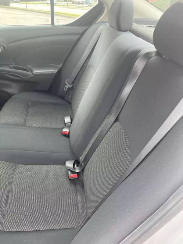 2013 Nissan Versa 1.6 S