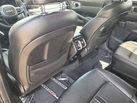 2023 Kia Sorento SX