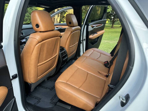 2020 Cadillac XT5 Premium Luxury