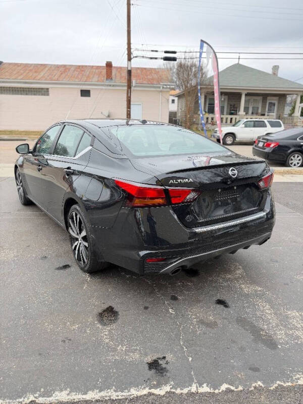 2021 Nissan Altima 2.5 SR