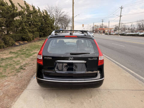 2012 Hyundai Elantra Touring SE