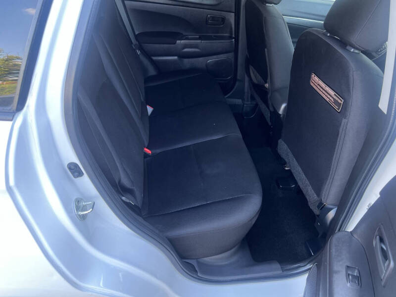 2015 Mitsubishi Outlander Sport ES