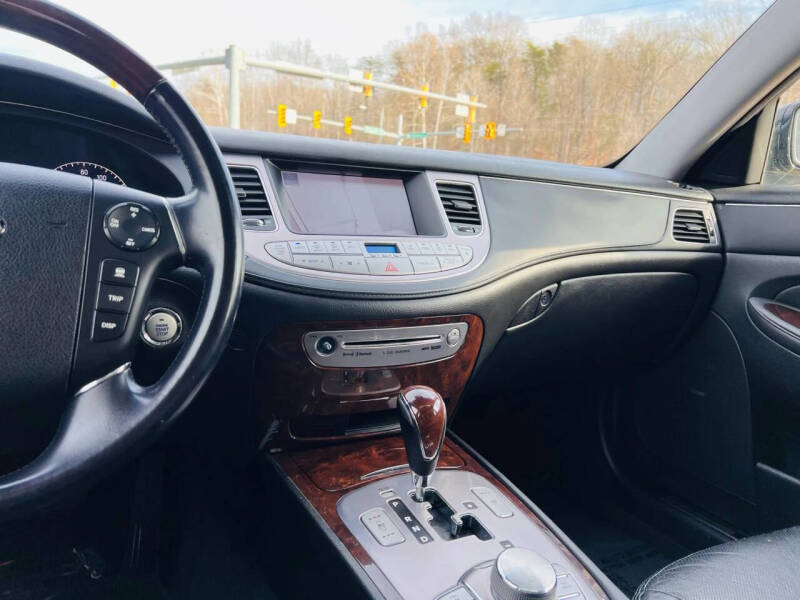 2011 Hyundai Genesis 4.6L V8