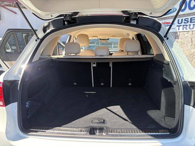 2022 Mercedes-Benz GLC GLC 300