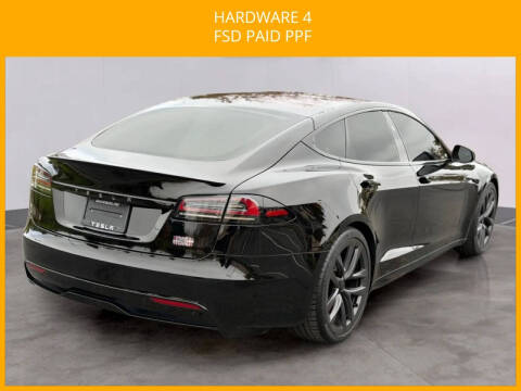 2023 Tesla Model S Plaid